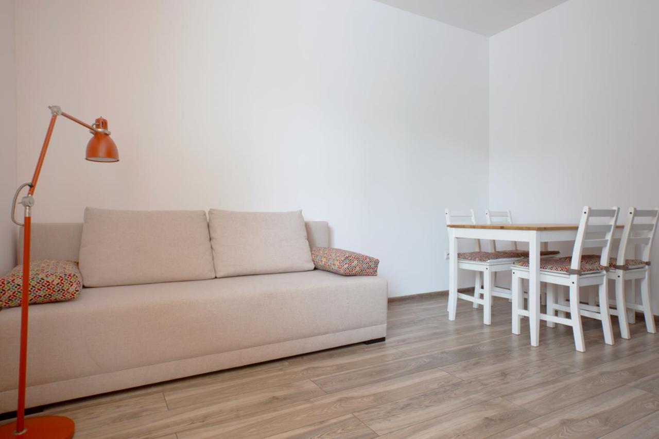 Apartament Z Ogrodem W Centrum Limanowej Лиманова Экстерьер фото